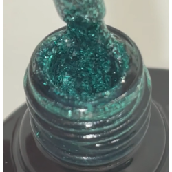 HALO VSP 8ml EMERALD couvrance 5/5 by PURE NAILS UK